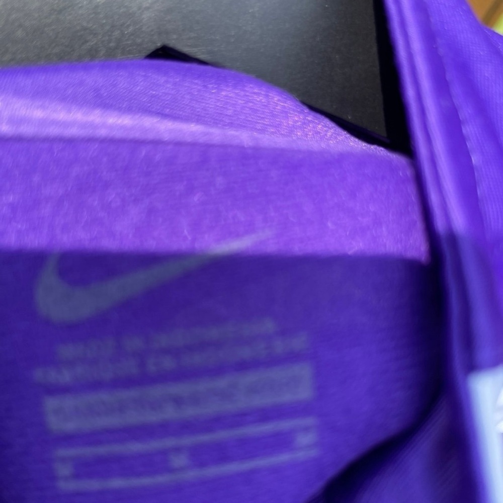 Nike Track Jacket - Picture 6 of 6